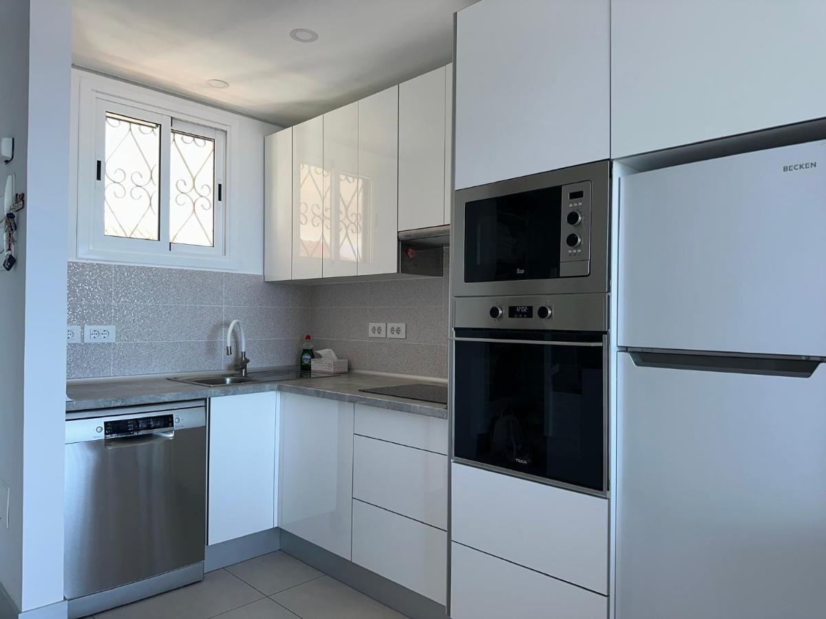Parque Santiago II , Renovated, Ocean View, Heated Swimming Pool ! Apartment Playa de las Americas  Exterior photo