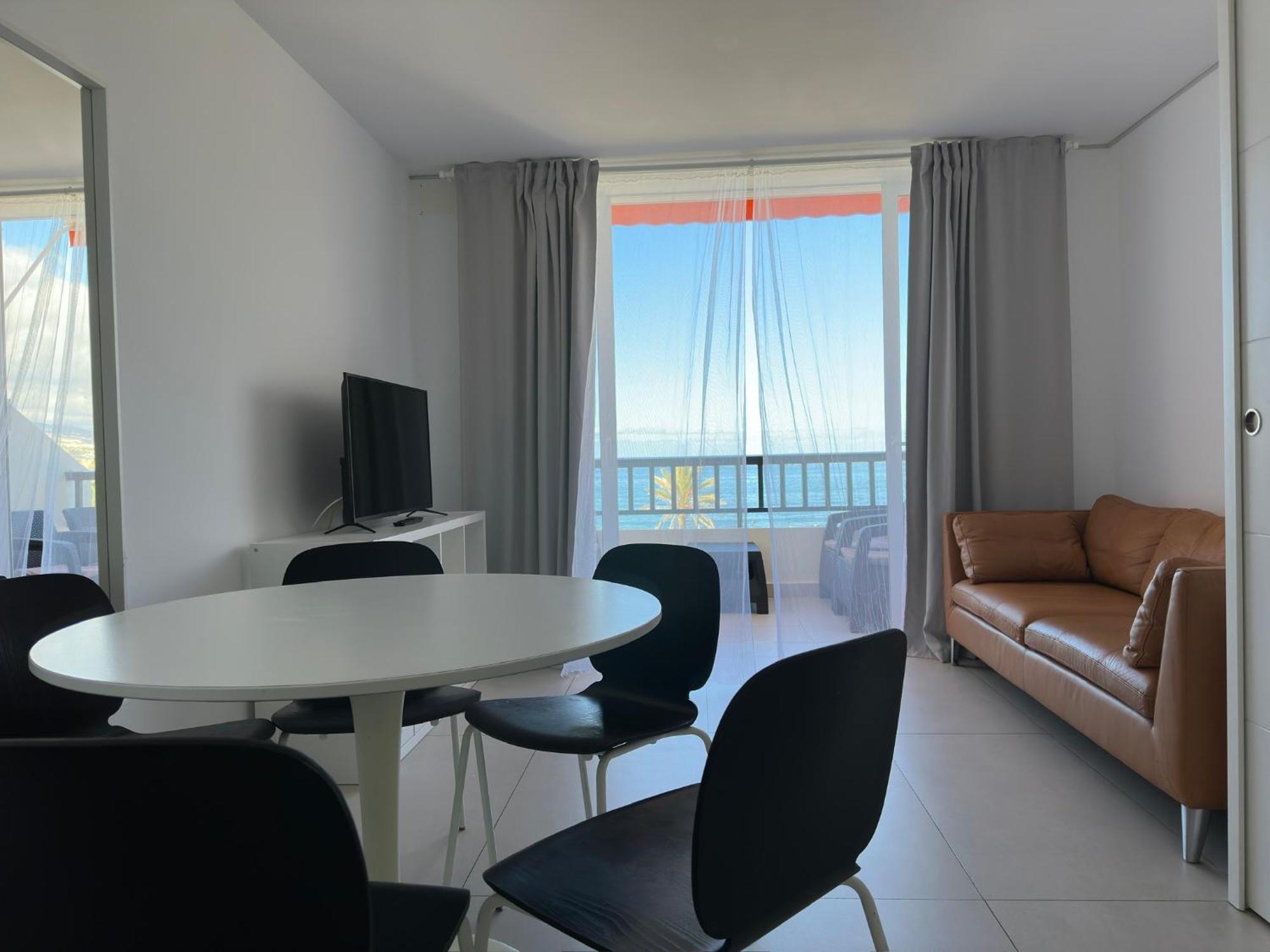 Parque Santiago II , Renovated, Ocean View, Heated Swimming Pool ! Apartment Playa de las Americas  Exterior photo